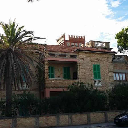 Appartamento Esmeralda Tortoreto Exterior photo